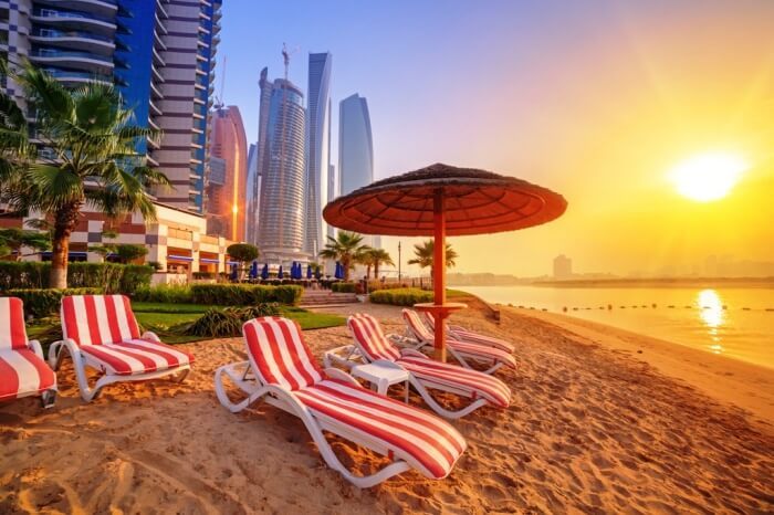 What is the right time to visit Dubai?